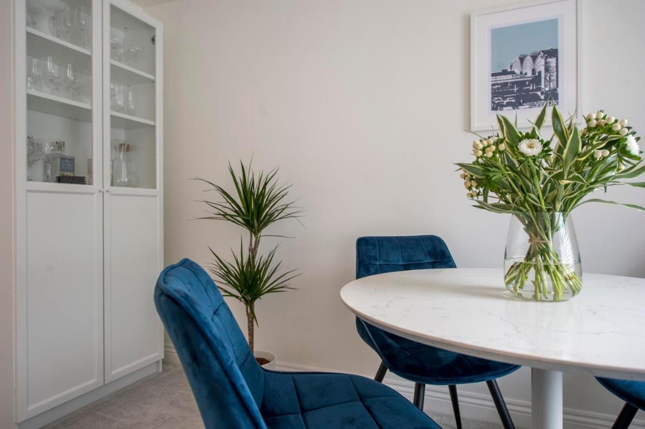 Penleys Apartment Йорк Екстериор снимка